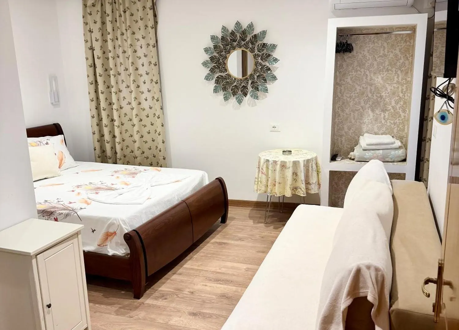 Ionian Heaven Apartments ساراندا ألبانيا