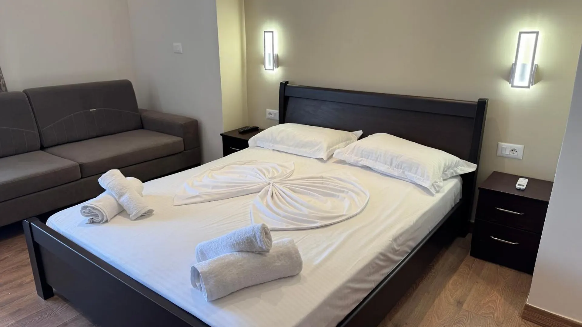 Ionian Heaven Apartments ساراندا